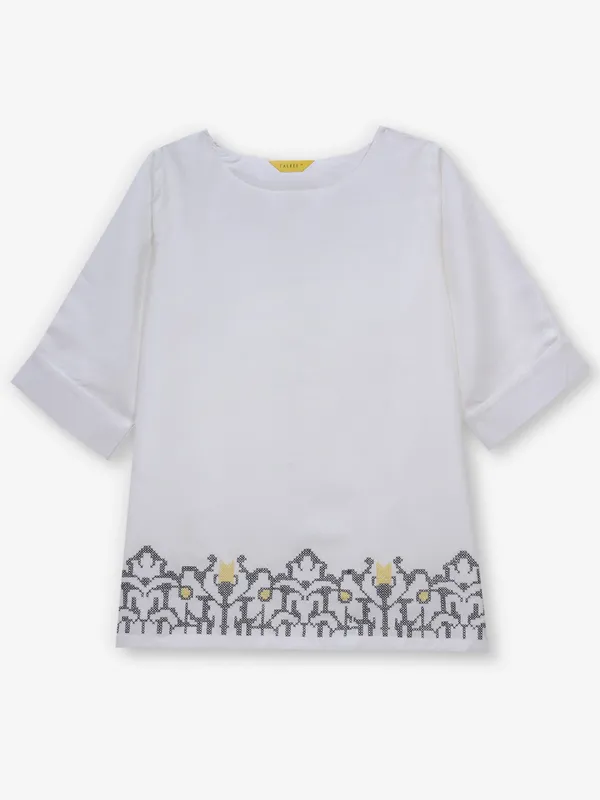Off-white printed silk tnic top