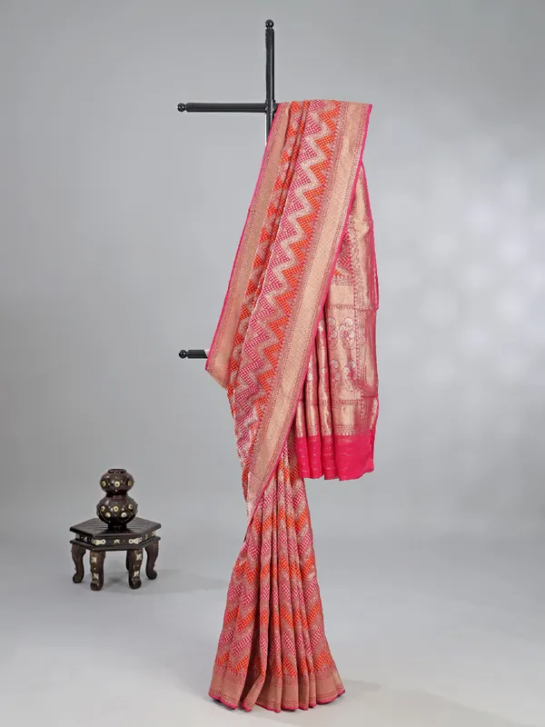 Onion pink georgette saree with printed