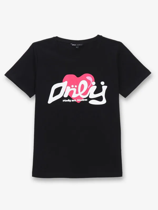 ONLY black cotton brand name t-shirt