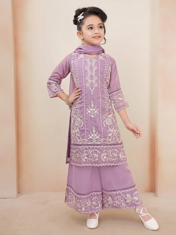 Pakistani purple georgette salwar suit