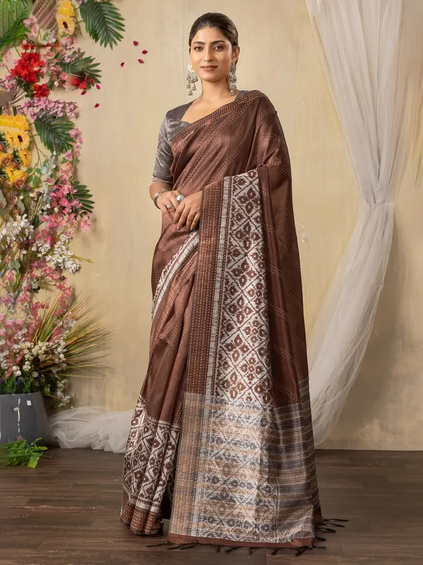 Pastel coffee shynthetics saree with prints