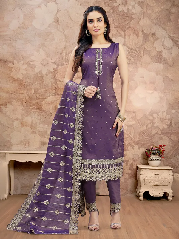 Pastel purple straight cut salwar suit in silk