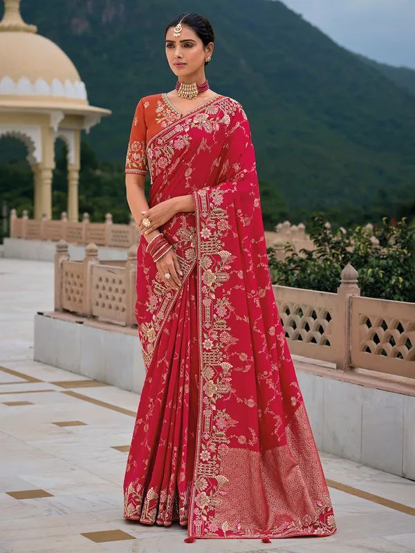 Pastel red silk zari weaving saree