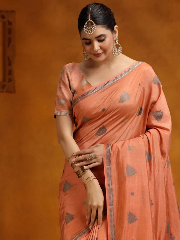 Peach silk saree for festival