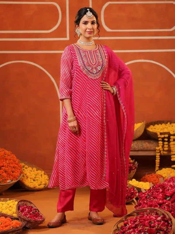 Pink georgette printed kurti set with dupatta