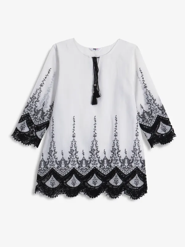PINK NINE printed white cotton quarter sleeve top
