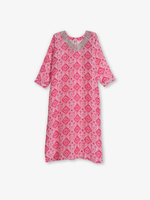 Pink printed cotton kurti for daily wear