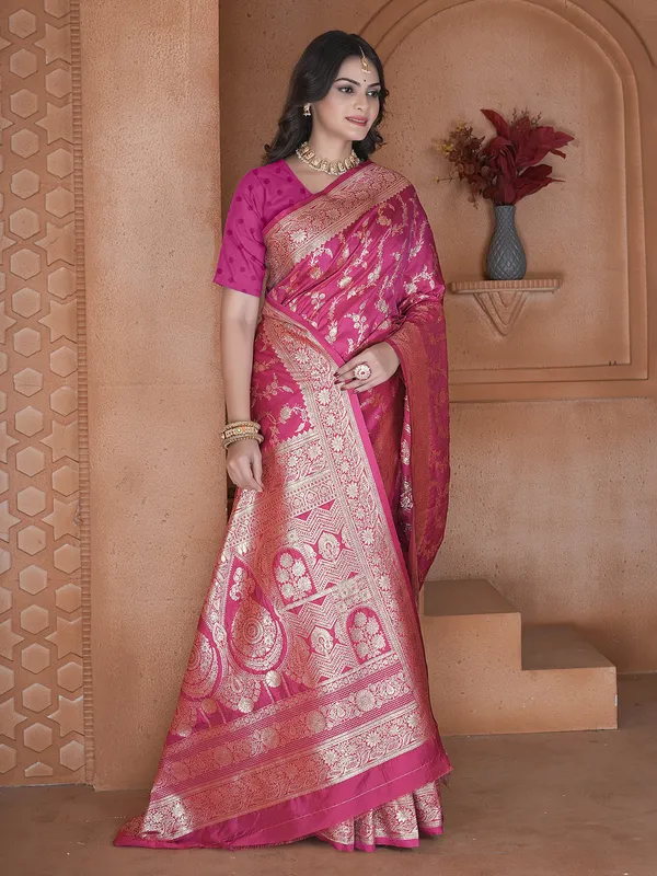 Pink silk festive wear saree with unstitched blouse