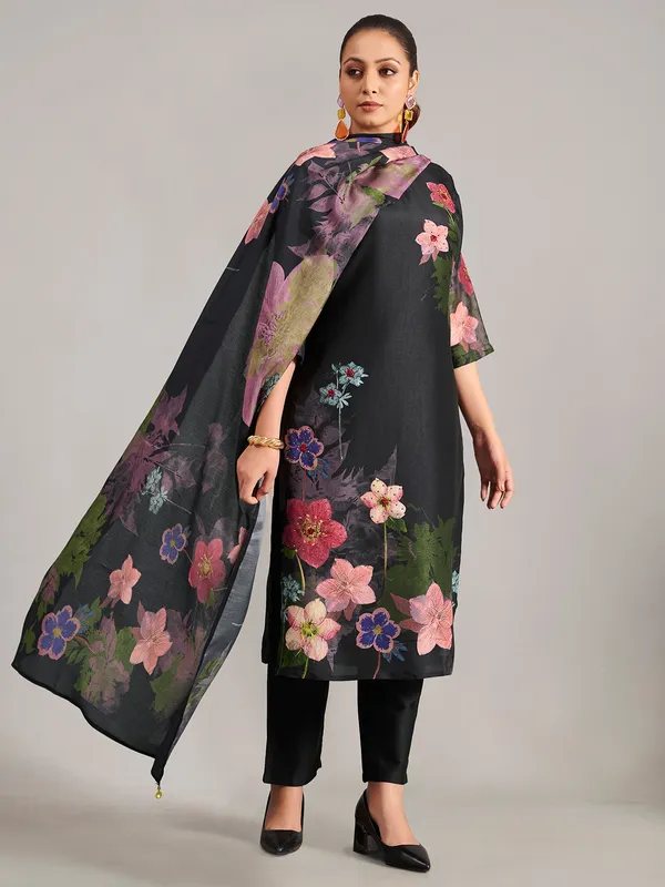 Printed black kurti set in silk