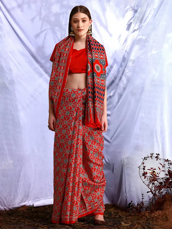Printed red bhagalpuri silk saree