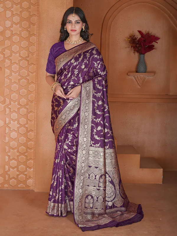 Purple elegant silk saree with zari work for women