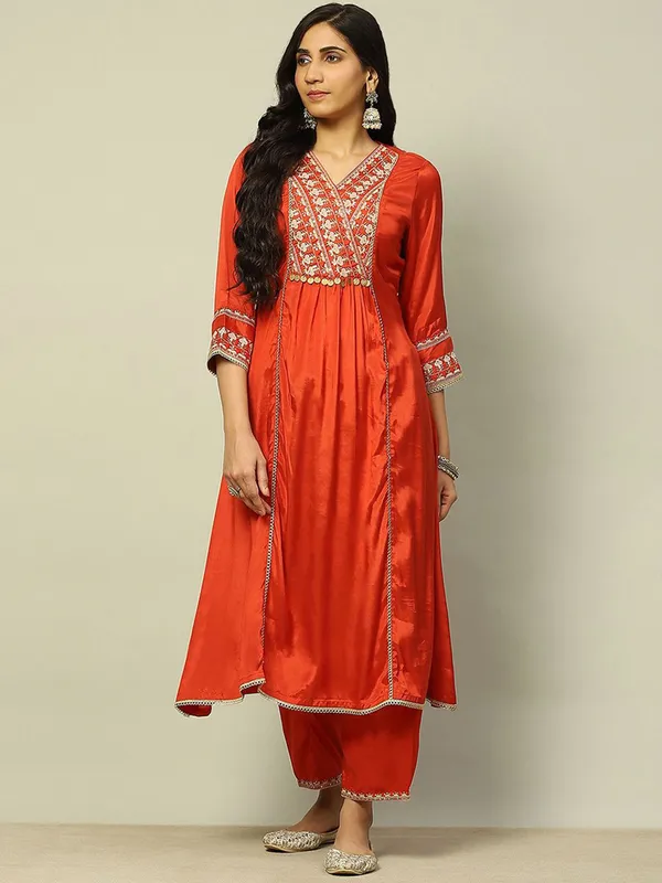 RANGRITI orange satin kurti