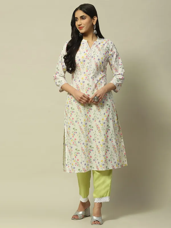 RANGRITI white floral printed kurti