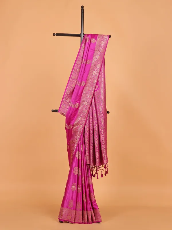Rani zari weaving silk saree for women