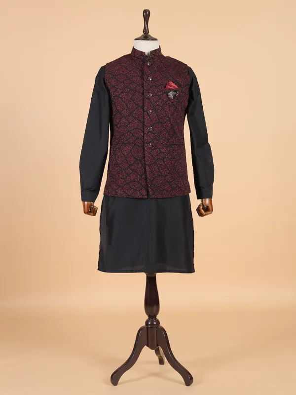 Red texture silk waistcoat set for man