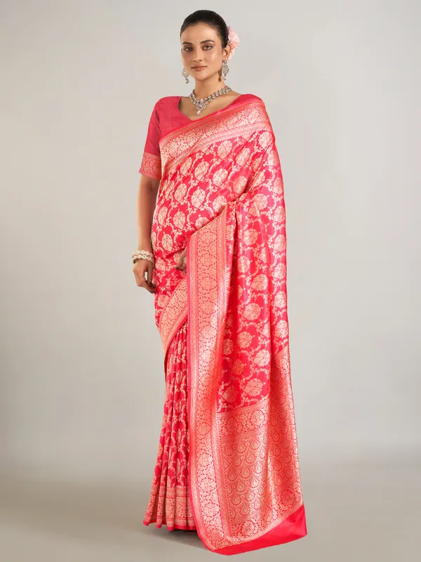 Red zari weaving banarasi silk saree for wedding