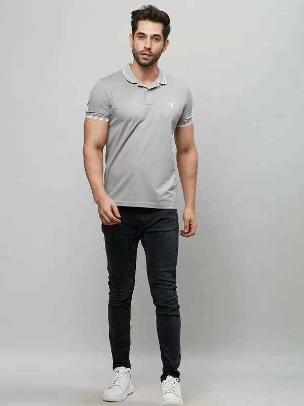 River Blue cotton light grey t shirt