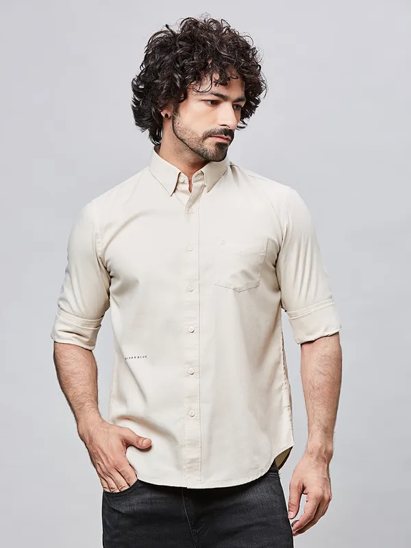 RIVER BLUE fawn solid slim fit cotton shirt