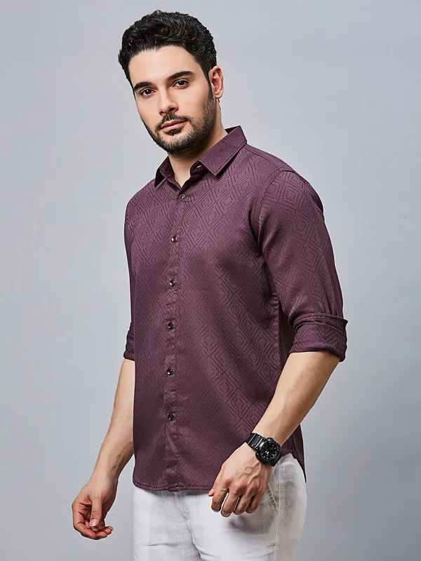 RIVER BLUE textured wine cotton casual wear shirt