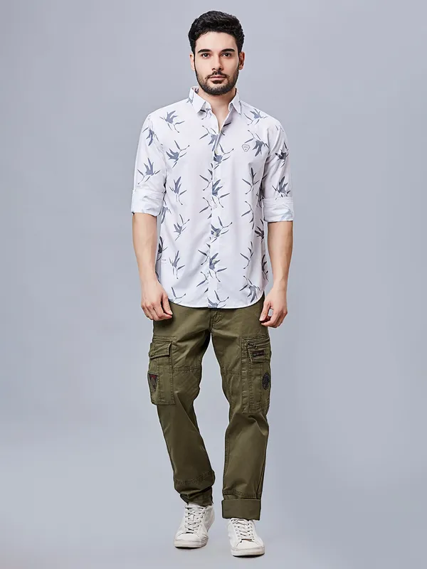 RIVER BLUE white printed casual cotton shirt