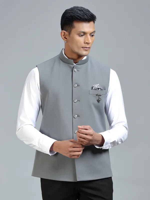 Sharp sophisticated stylish grey waistcoat for men