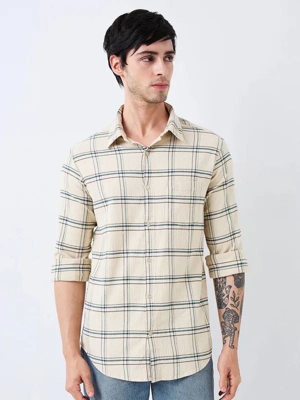 SPYKAR beige cotton slim fit mens casual shirt