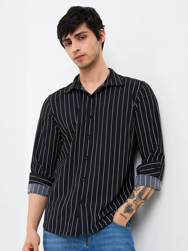 SPYKAR black stripe silk slim fit shirt