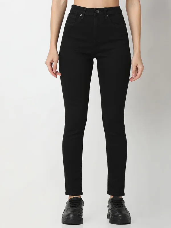 SPYKAR lack solid denim jeans