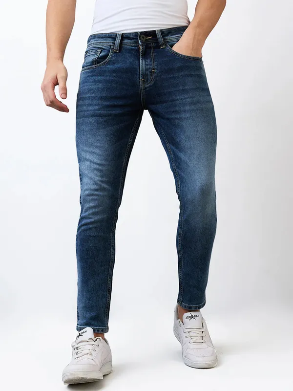 SPYKAR light blue washed slim fit denim jeans for men