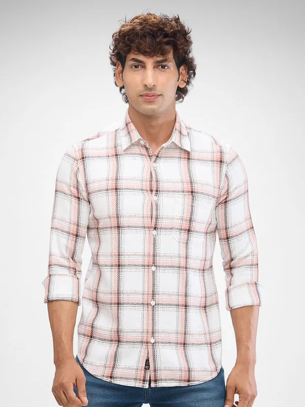 SPYKAR pink checkered casual wear shirt