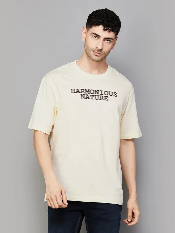 SPYKAR plain cream cotton t-shirt with round neck