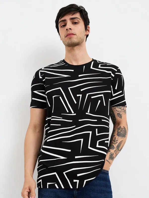 SPYKAR printed black slim fit cotton t-shirt for men