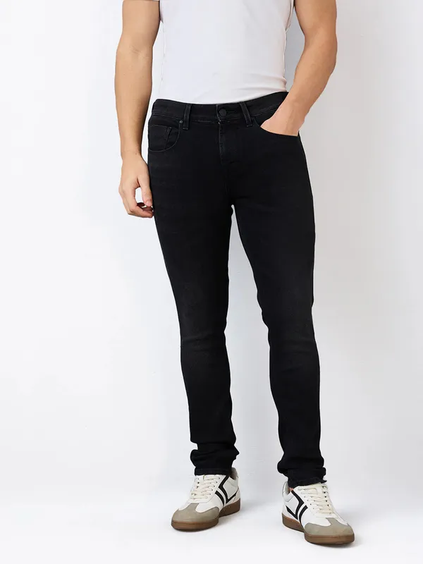 SPYKAR solid black skinny fit denim jeans for men