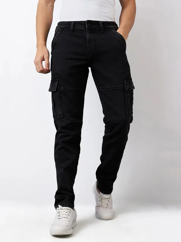 SPYKAR solid black slim fit cargo denim for men