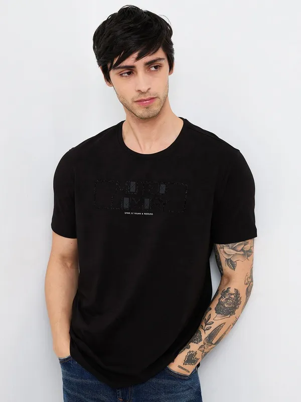 SPYKAR solid black slim fit cotton t-shirt for men