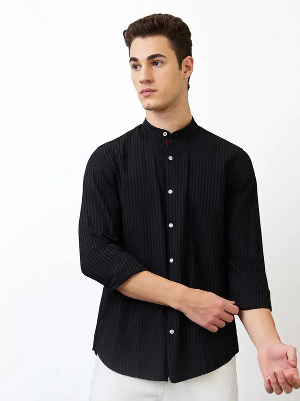 SPYKAR striped black slim fit mens casual shirt