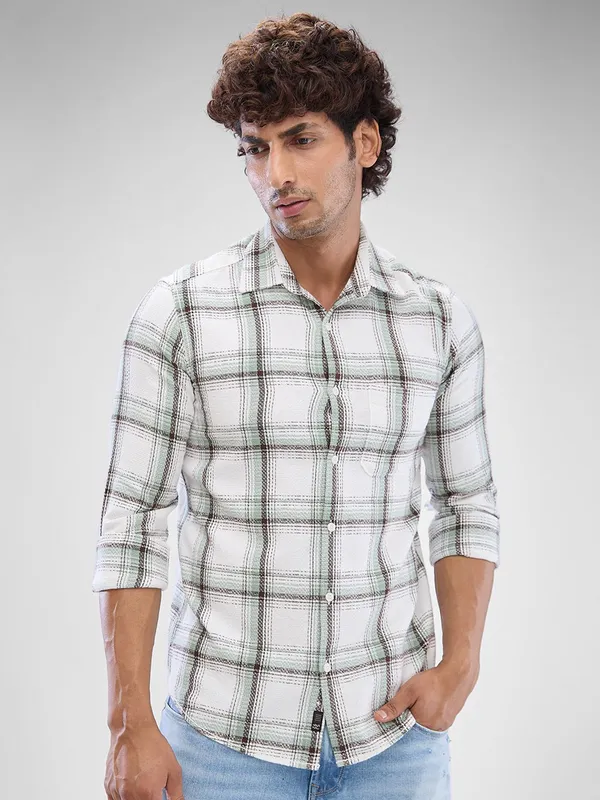 SPYKAR white checkered casual wear shirt