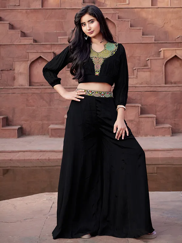 Stunning black crop top palazzo suit