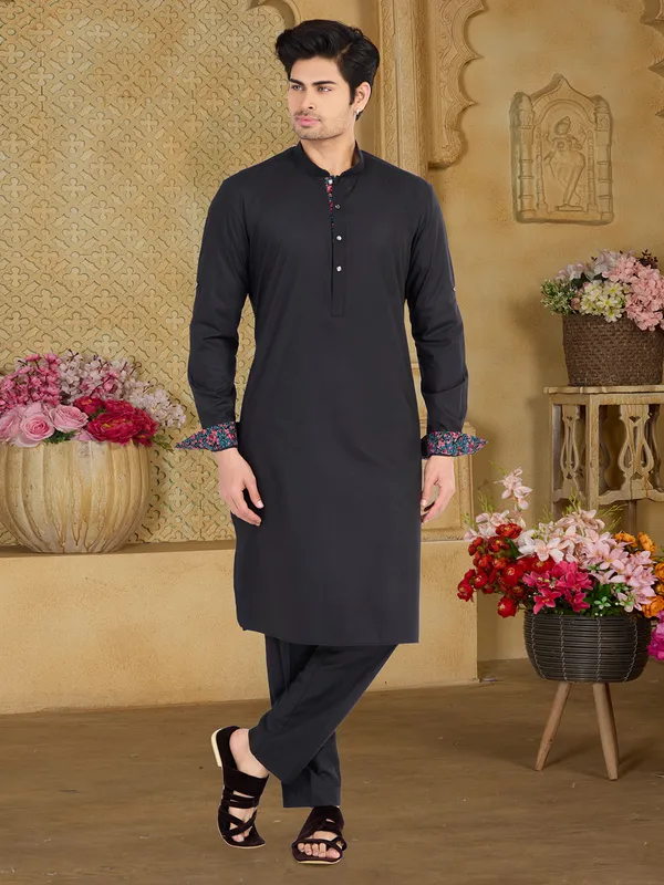 Stunning black plain cotton  Men Kurta pajama