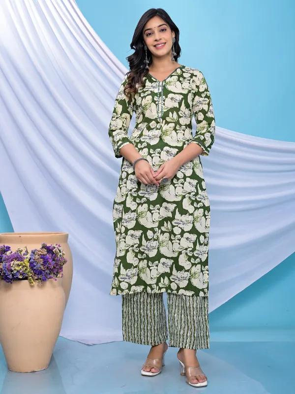 Stunning green cotton kurti set