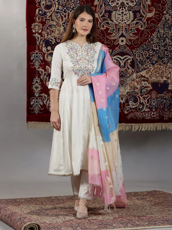 Stunning silk cream salwar suit for women