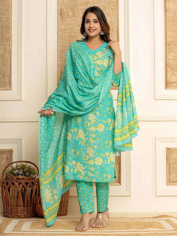 Beautiful trendy aqua printed cotton kurti set