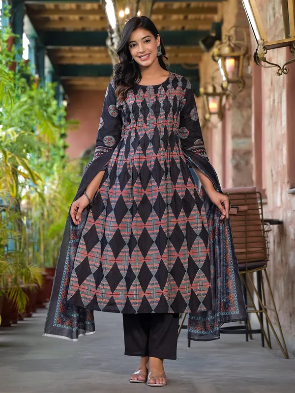 Trendy black printed kurti set with dupatta