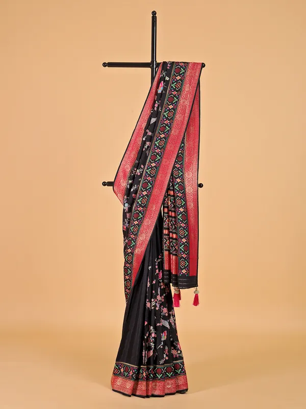 Trendy black saree in silk