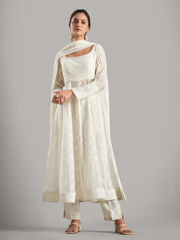 Trendy off-white cotton anarkali salwar suit