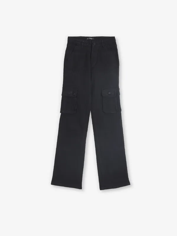 TRIXY black solid cargo jeans