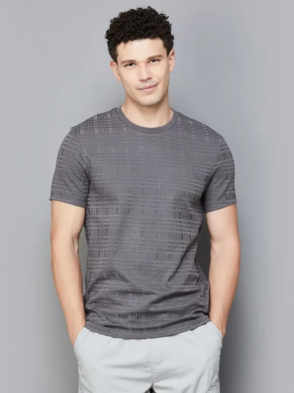 UCB dark grey textured hal sleeve t-shirt