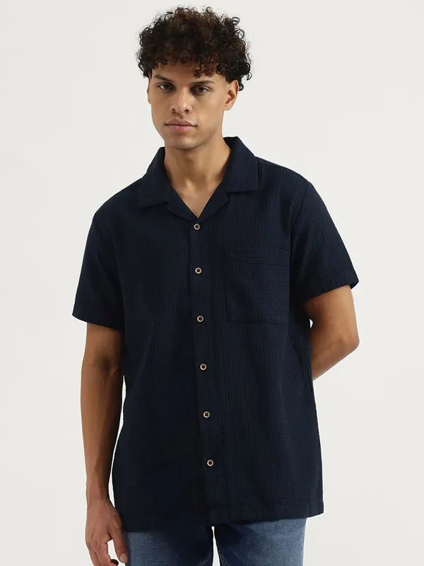 UCB textured navy casual shirt in notch lapel collar