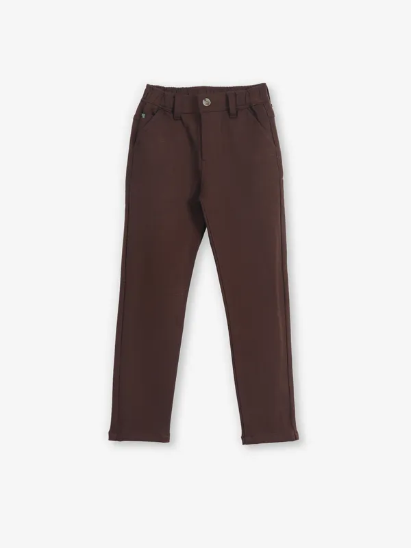 UTEX solid brown jeans