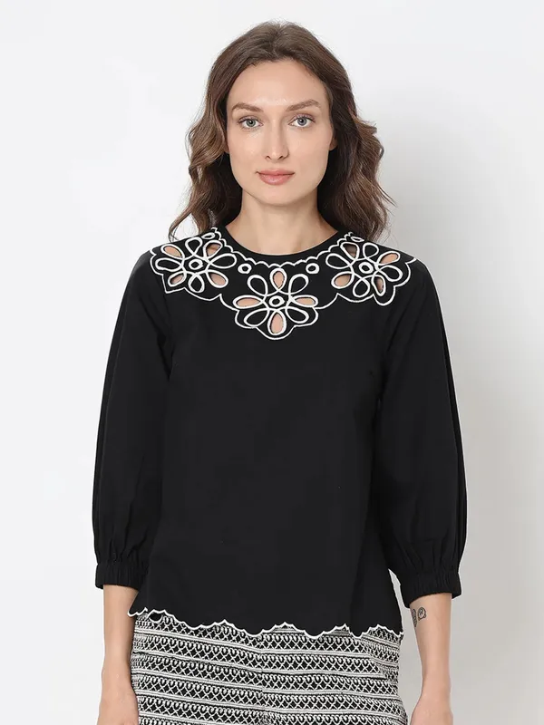 VERO MODA black embroidery top